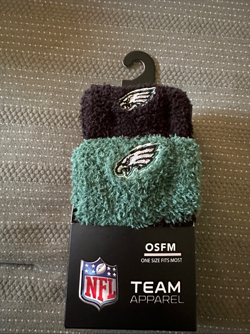 NFL Philadelphia Eagles Fuzzy Socks - Black & Green